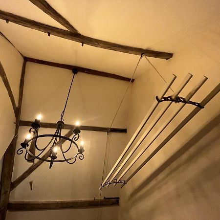 The Blind Pig Cosy Cottage إيلشيم المظهر الخارجي الصورة