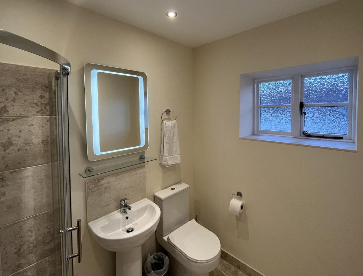The Blind Pig Cosy Cottage إيلشيم المظهر الخارجي الصورة