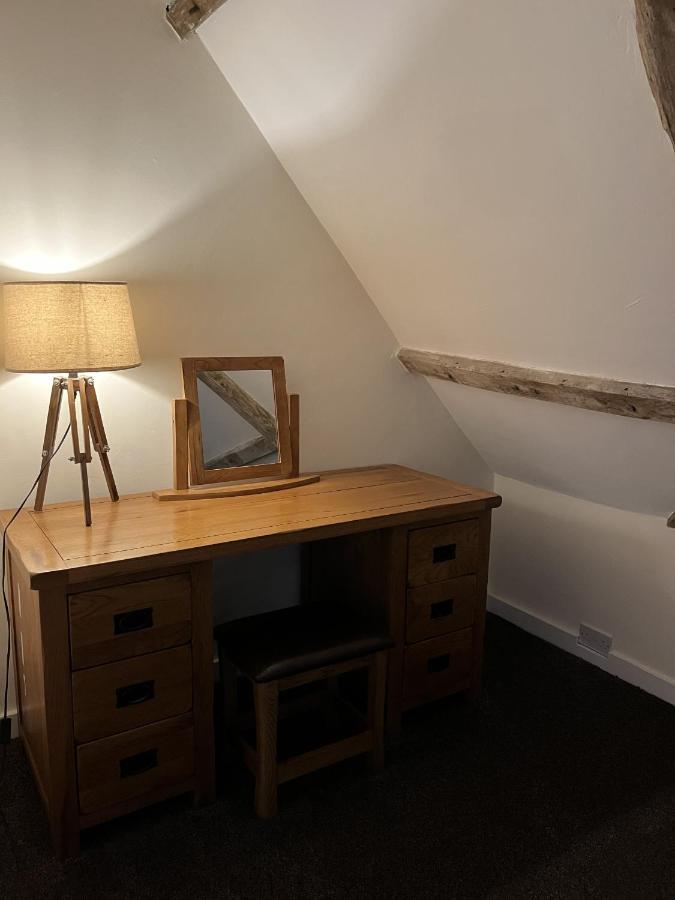 The Blind Pig Cosy Cottage إيلشيم المظهر الخارجي الصورة